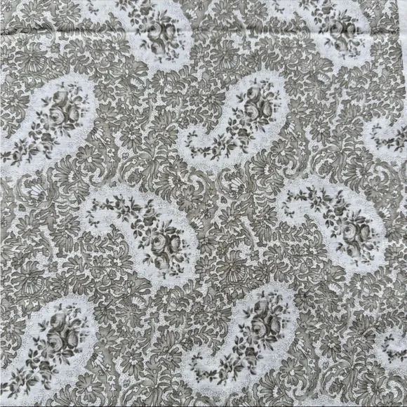 Vintage Peter Pan Fabrics Quilting Cotton Paisley Floral Fabric 2 yards - Picture 1 of 8